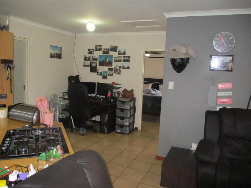 3 Bedroom Property for Sale in Langenhovenpark Free State